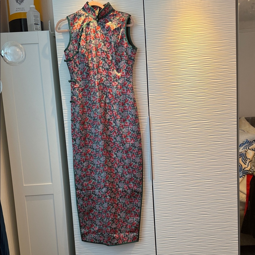 Floral Sleeveless Midi Cheongsam Dress